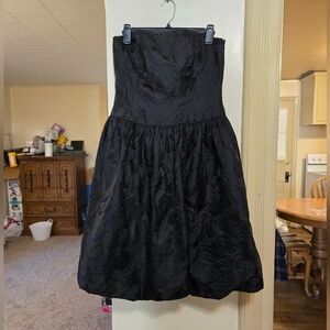 Brand new!! NWT women's Ann Taylor black fancy formal bubble dress size 6